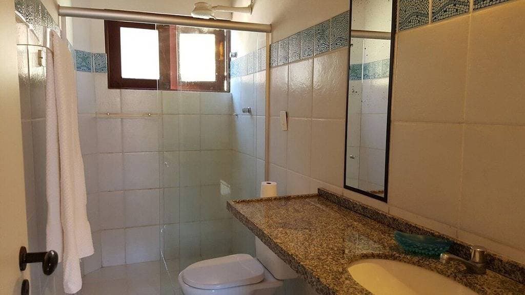 Foto 9 von 26: Haus in Porto, 40 m vom Strand entfernt, mit Schwimmbad.