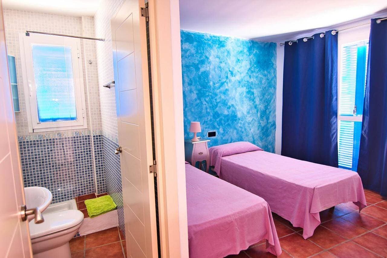 Foto 2 von 5: Twin Room