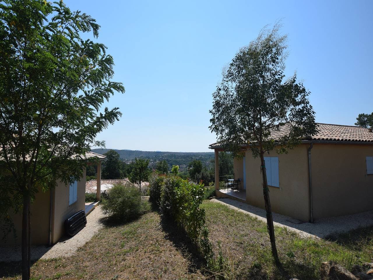 Foto 12 von 70: Villa in Joyeuse mit Pool & Geschichte