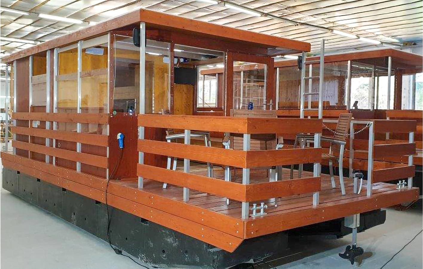 Foto 3 von 16: Gemütliches Hausboot mit Terrasse & WiFi in der Nähe des Stadtzentrums von Neuruppin