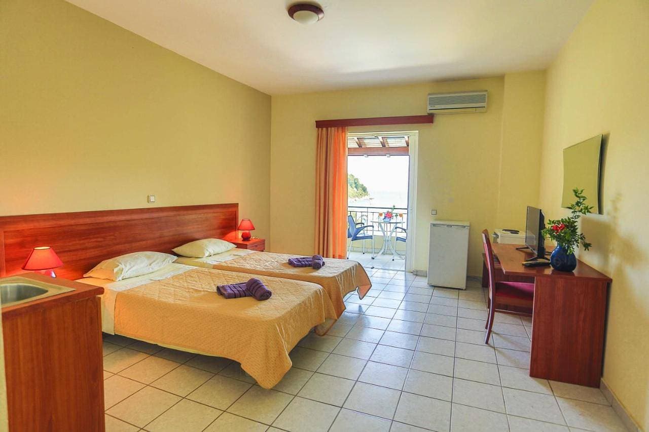 Foto 7 von 13: Double or Twin Room with Sea View and Balcony