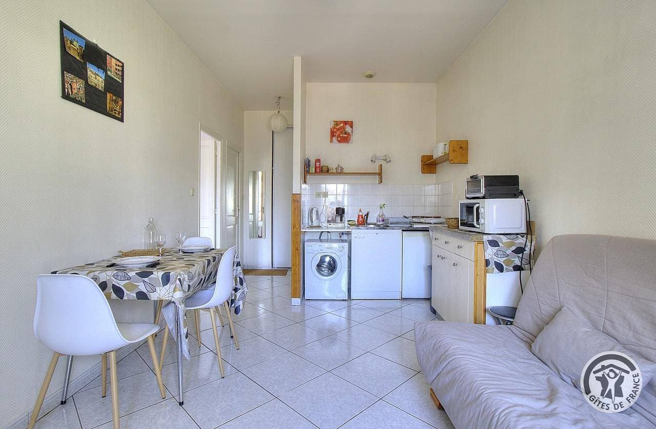 Gemütliche Ferienwohnung in der Nähe von Fluss und Restaurants | Kostenlose Parkplätze 1