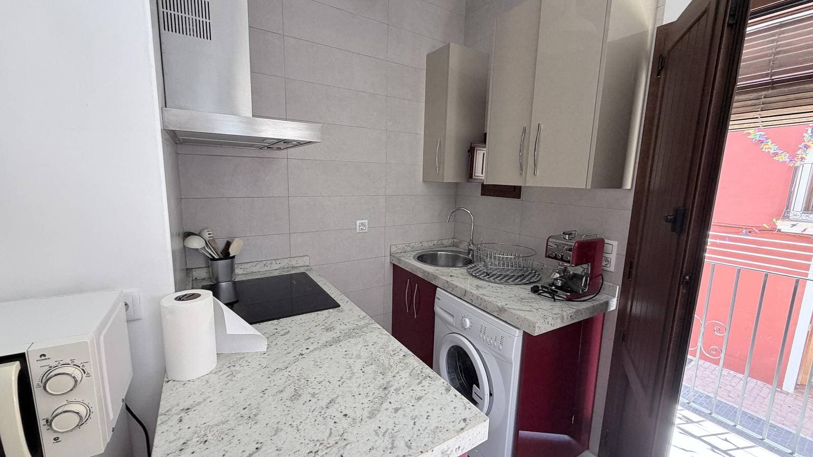 Foto 9 von 15: Ferienwohnung für 3 Personen mit Balkon