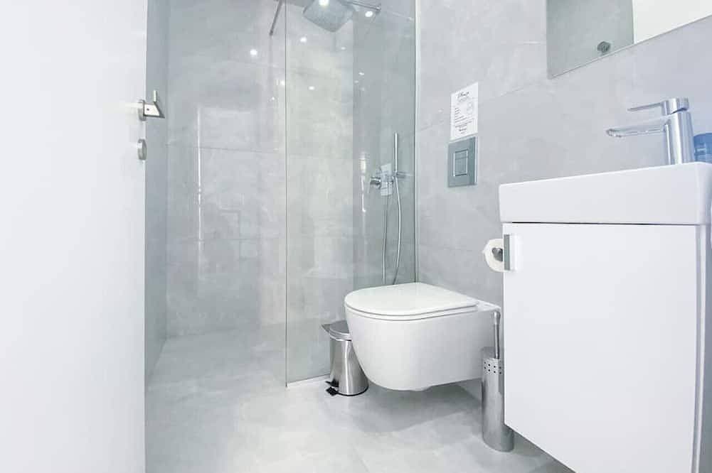 Foto 3 von 10: Phaedrus Living: Marina Sea View Flat 214 Emerald