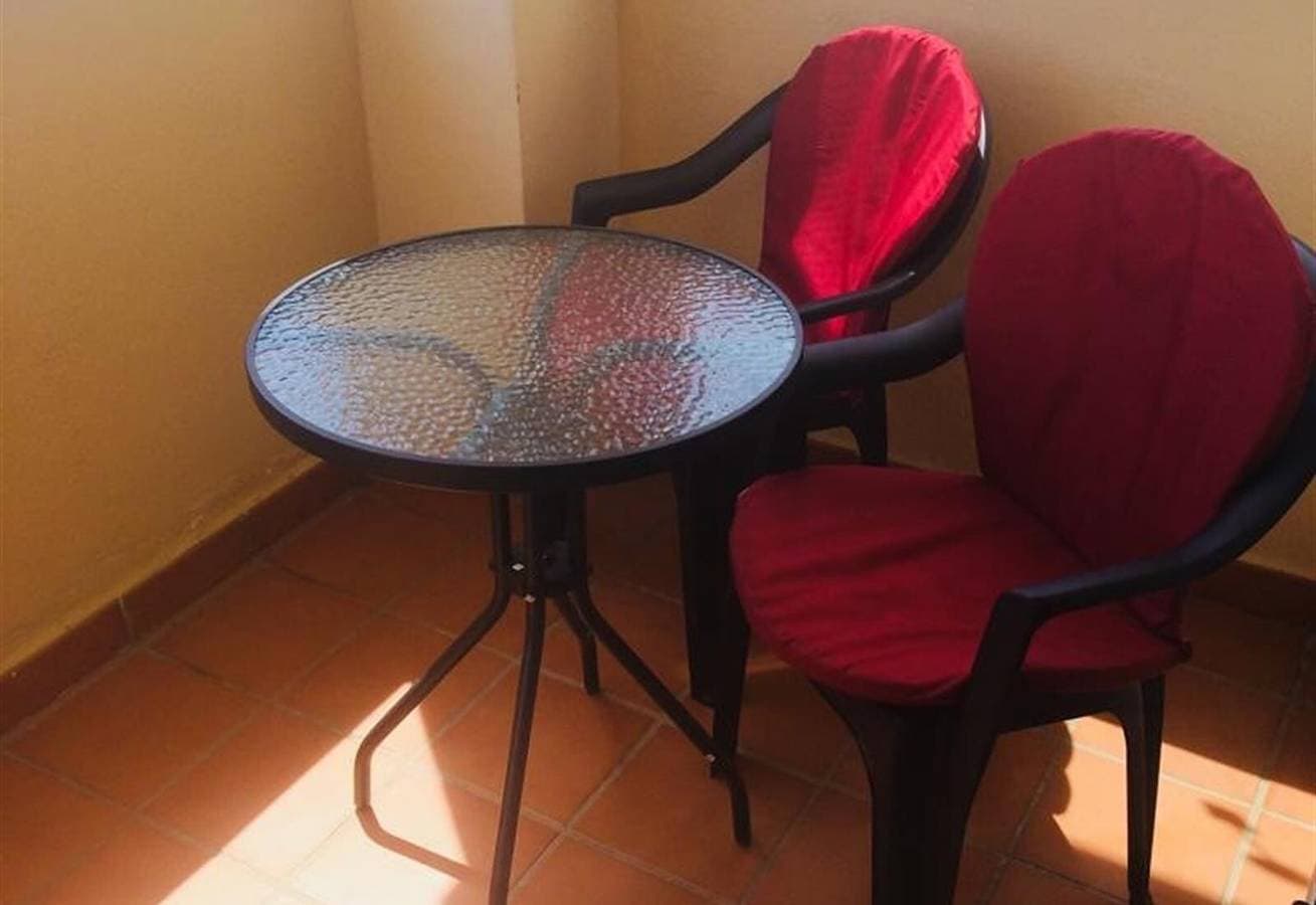 Foto 11 von 28: "Lux Apartm Beauvivir" mit Gemeinschaftspool, Garten und eigener Terrasse