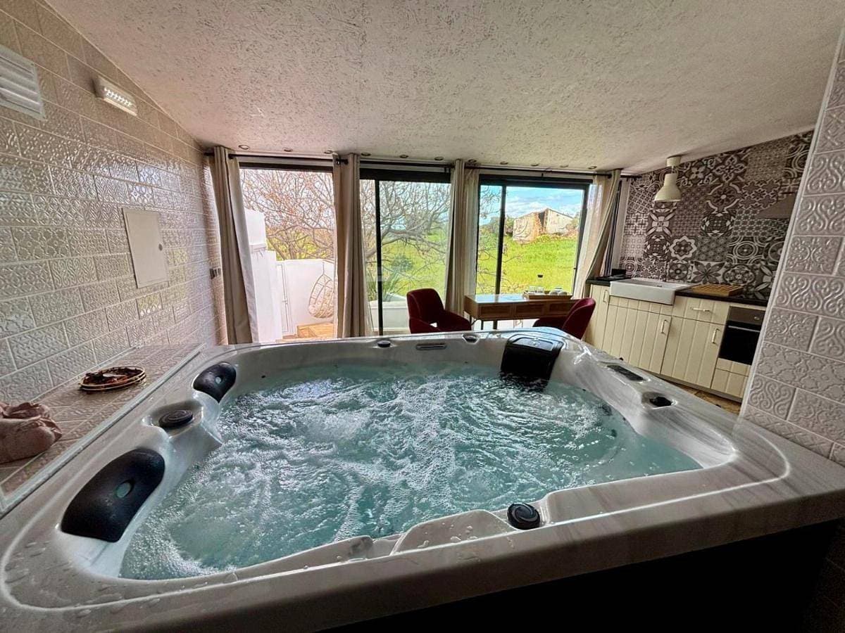 Foto 3 von 17: Deluxe King Suite
