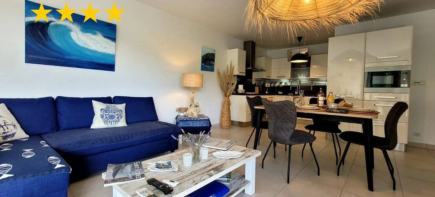 Foto 2 von 31: 4-Sterne Ferienwohnung direkt am Strand mit Meerblick und Pool - in Toplage