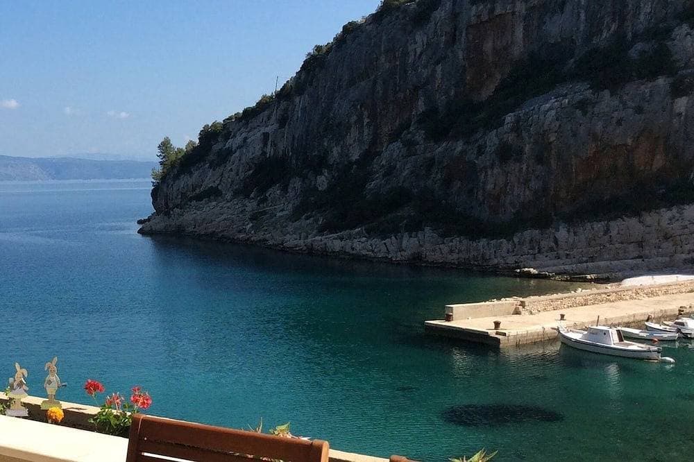 Foto 9 von 14: 1-Zimmer-Ferienwohnung am Strand Bucht Vela Stiniva, Hvar