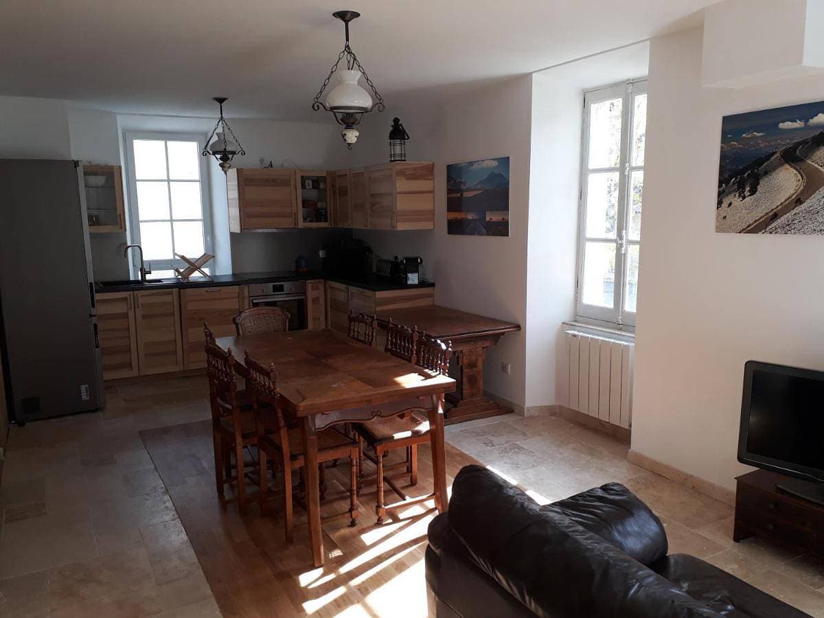 Foto 5 von 23: Two-Bedroom Apartment