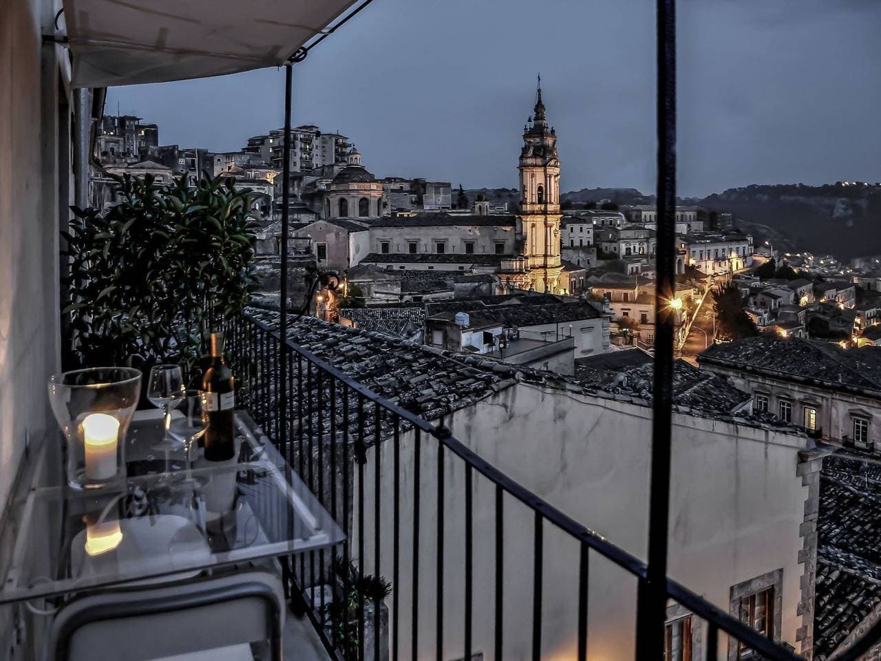 Foto 8 von 30: Eine Terrasse über Modica