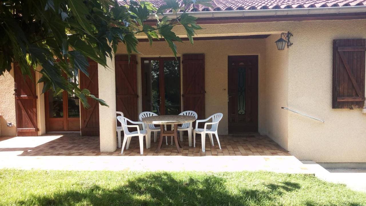 Foto 10 von 17: Three-Bedroom House