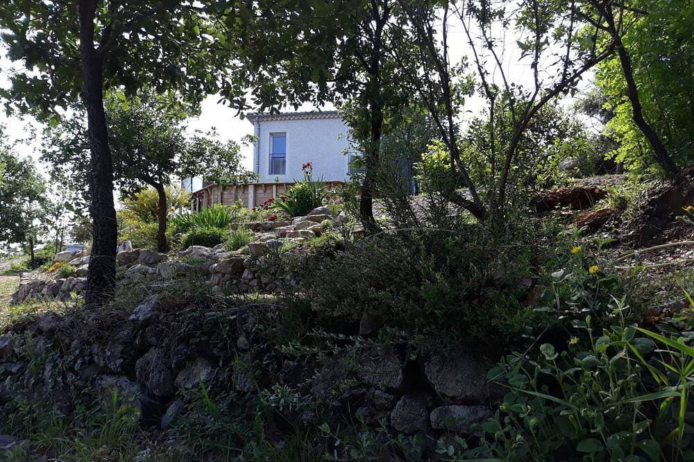 Foto 12 von 30: Tolles Haus, Pool und Panoramablick. Charakterdorf, südliche Ardèche.