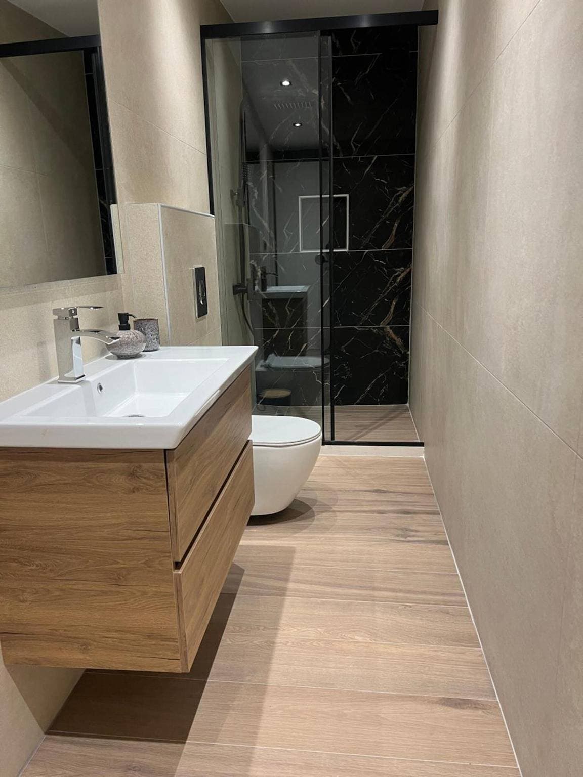 Foto 9 von 38: Villa „Spyridoula Suites“ mit Bergblick, WLAN und Klimaanlage