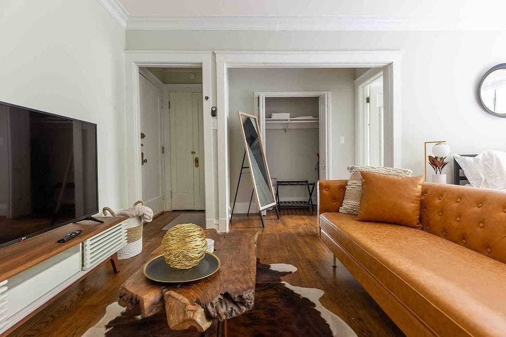 Foto 13 von 17: Rustic Studio Apartment in the Heart of Lincoln Square
