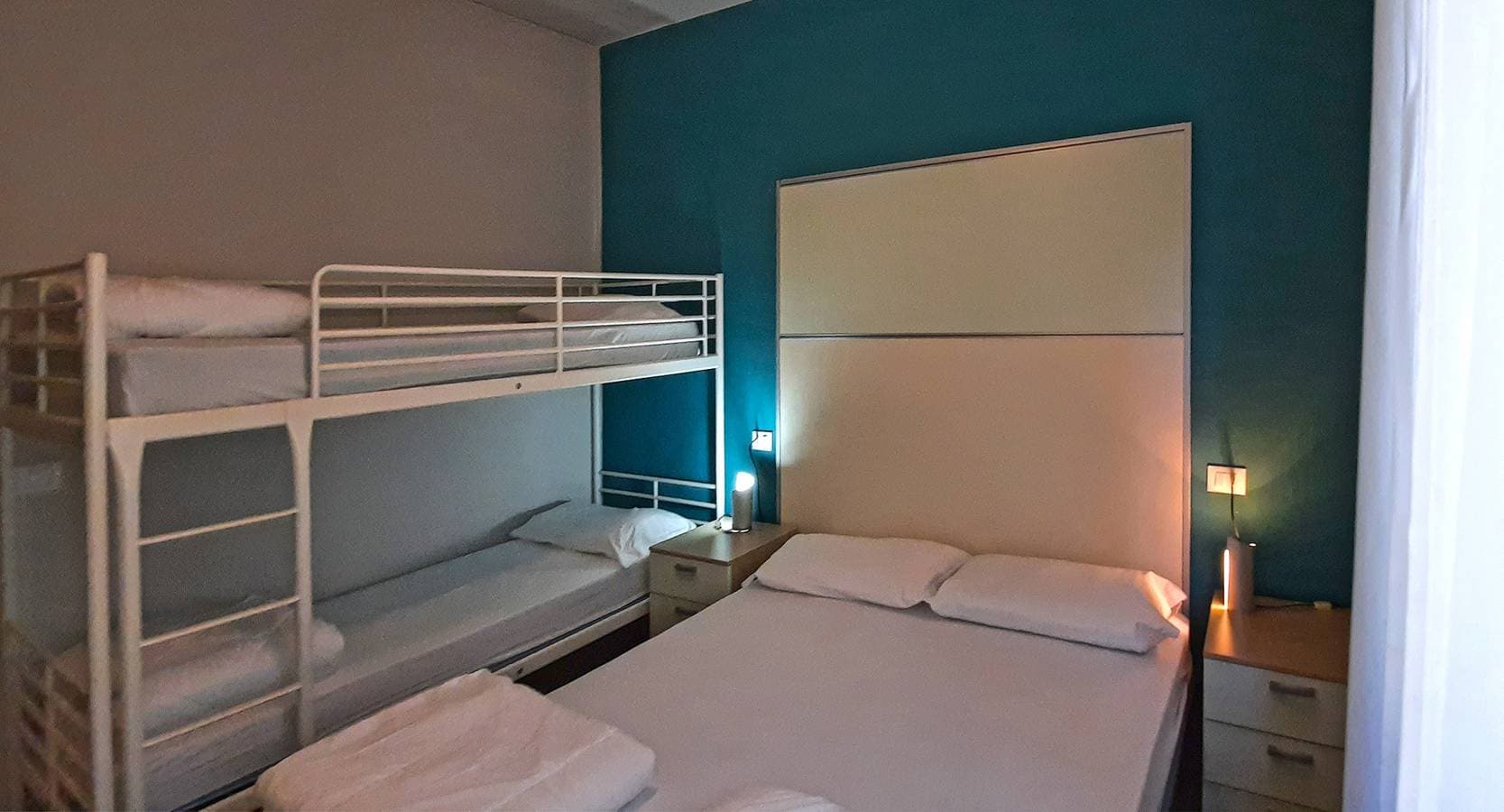Foto 11 von 26: Appartamento 105 Benaco