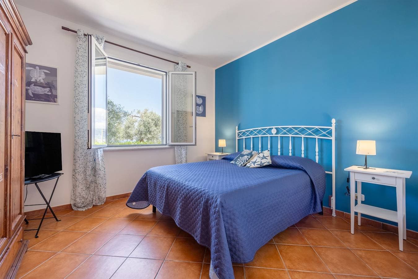 Foto 12 von 31: Villa 'Anna Messina' mit Meerblick, WLAN und Klimaanlage