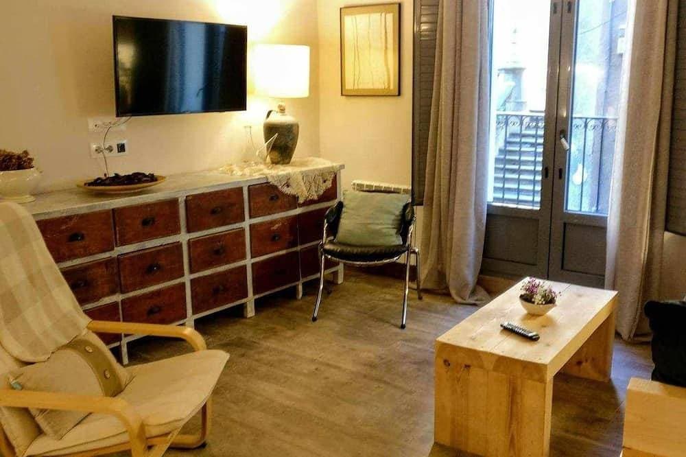 Foto 8 von 30: L'Orfebre Loft Olot Toegang tot overdekt zwembad