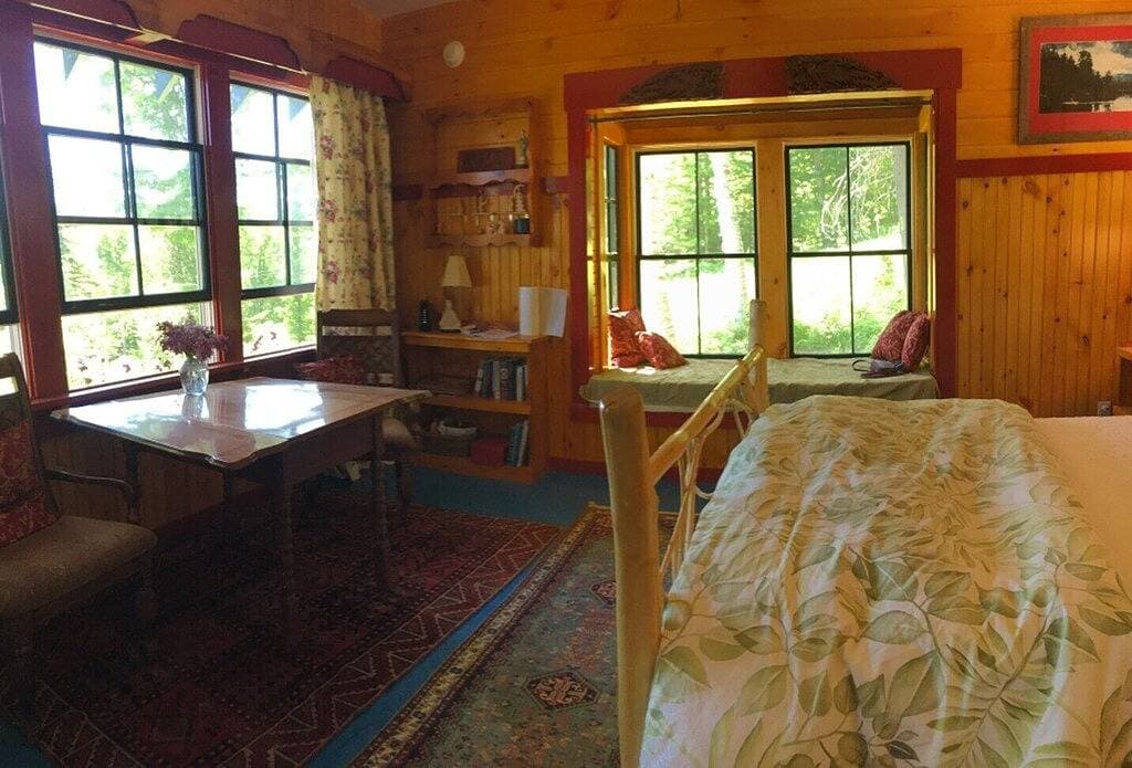 Camp Lillian wunderschöne neue Hütte mit Aussicht 1