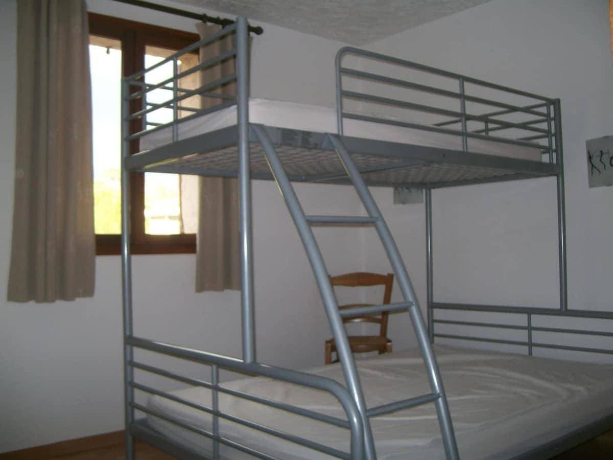 Foto 7 von 15: Two-Bedroom Apartment