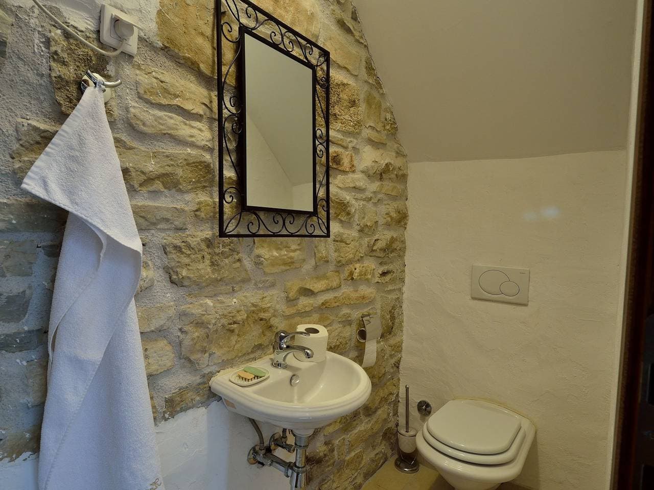 Foto 6 von 55: Istrien Traditionelles Steinhaus 8