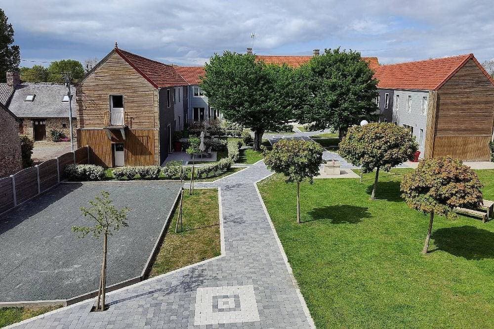 Foto 5 von 21: Comfortable individual lodgings in a natural setting.