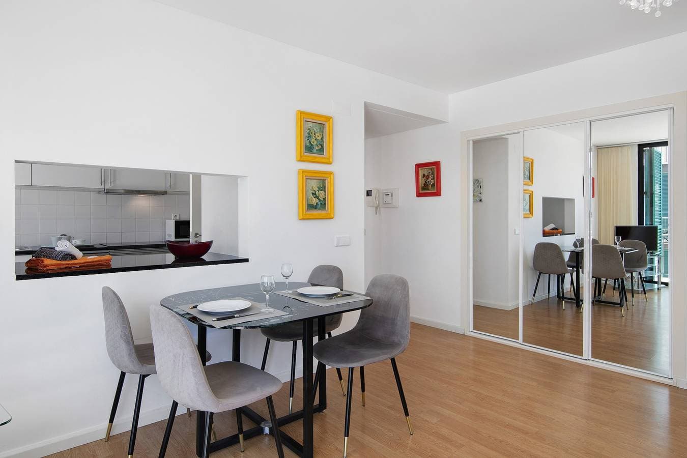 Foto 8 von 23: Ferienwohnung "Canellas Sunset 143" mit Balkon und Gemeinschaftspool