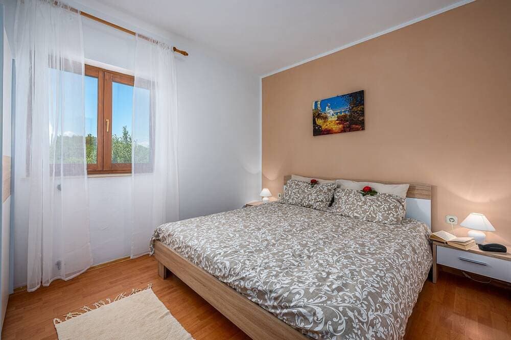 Foto 3 von 12: 2-Zimmer-Ferienwohnung mit Pool Drenje, Labin