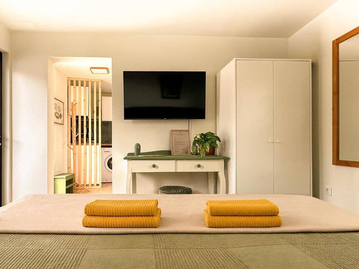 Foto 3 von 42: One-Bedroom Apartment