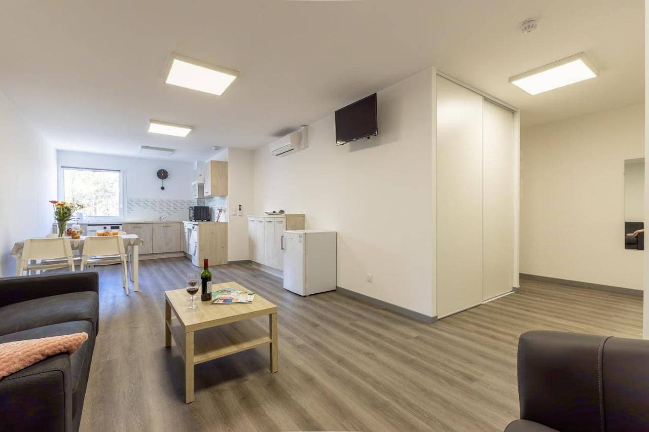Foto 5 von 13: One-Bedroom Apartment