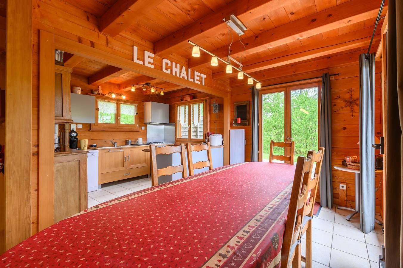 Foto 5 von 31: Chalet 'Du Wason' mit privater Terrasse, Garten und Balkon