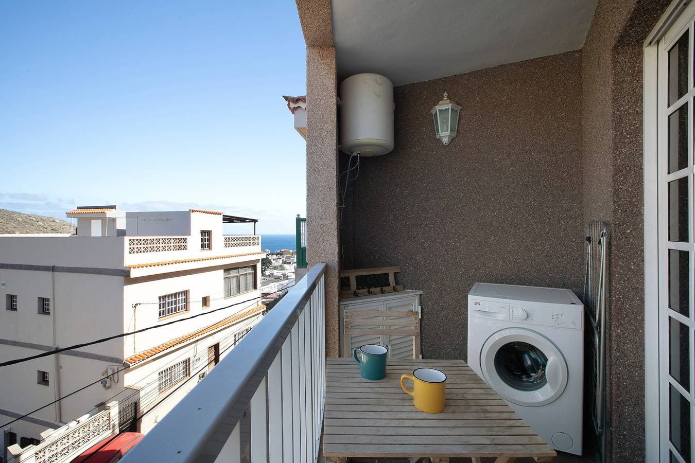 Foto 3 von 27: Ferienwohnung 'Las Teresitas Beach' mit Bergblick, Balkon und WLAN