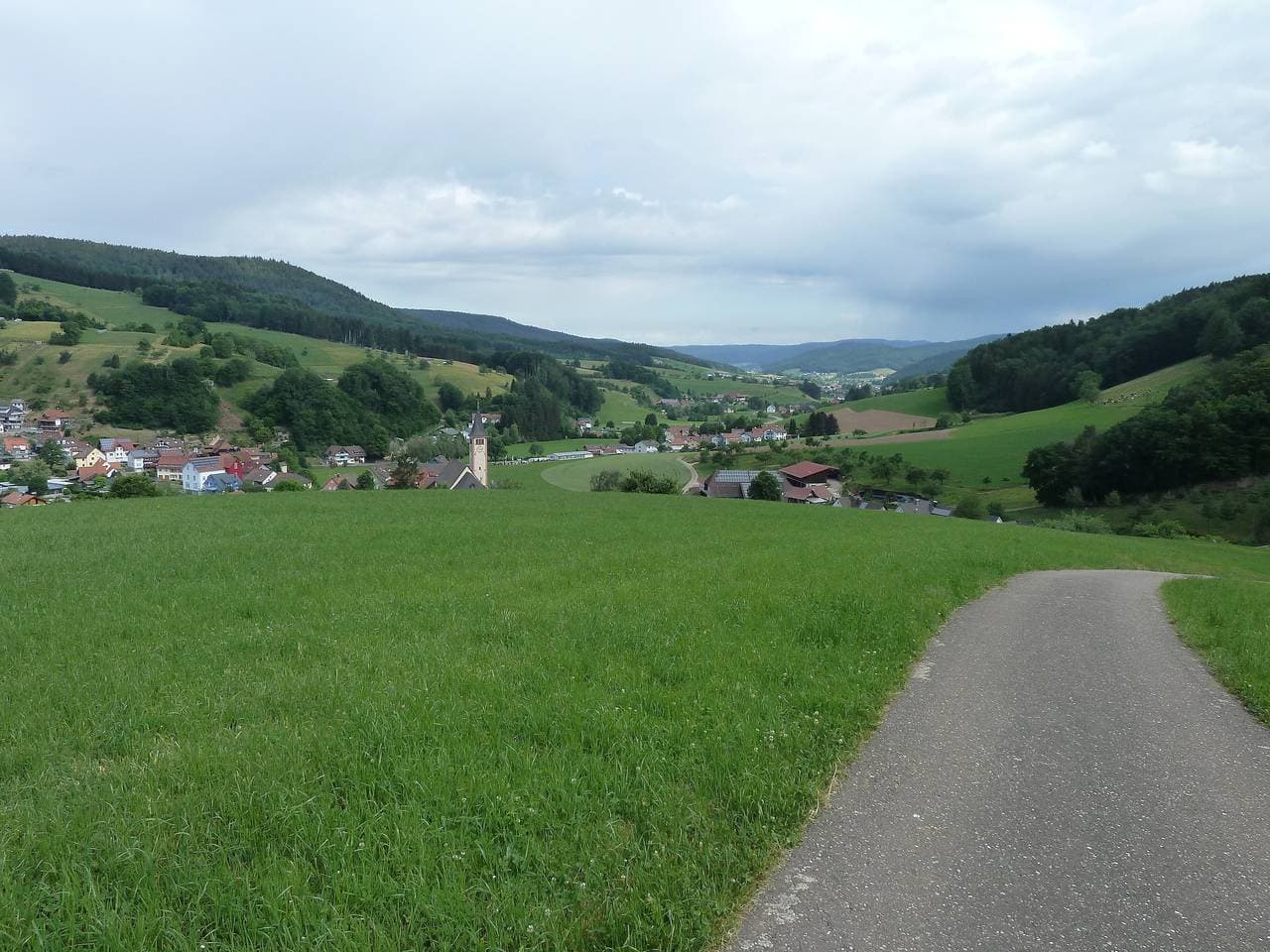 Foto 9 von 11: Ferienwohnung Am Wald Schuttertal mit Gemeinschaftsterrasse Garten