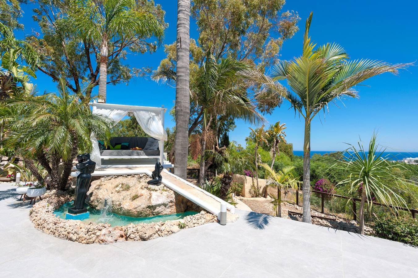 Foto 12 von 45: Villa für 7 Personen mit Garten