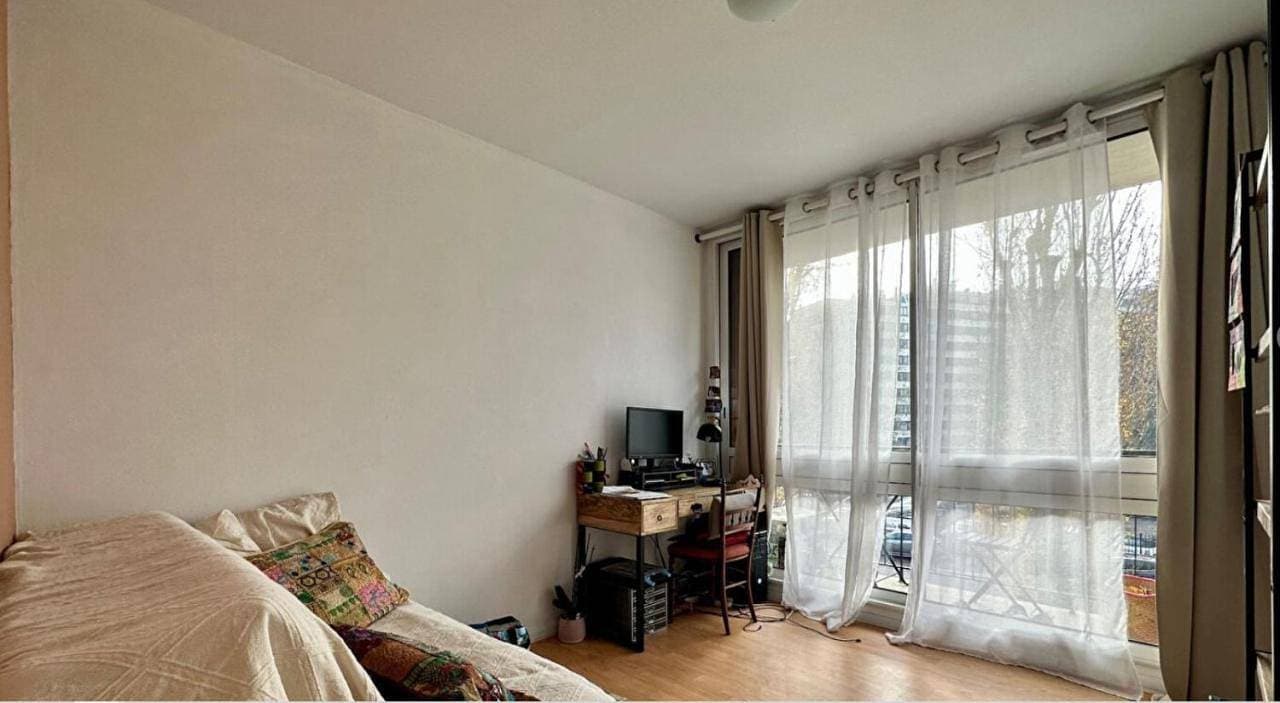 Foto 7 von 11: Two-Bedroom Apartment