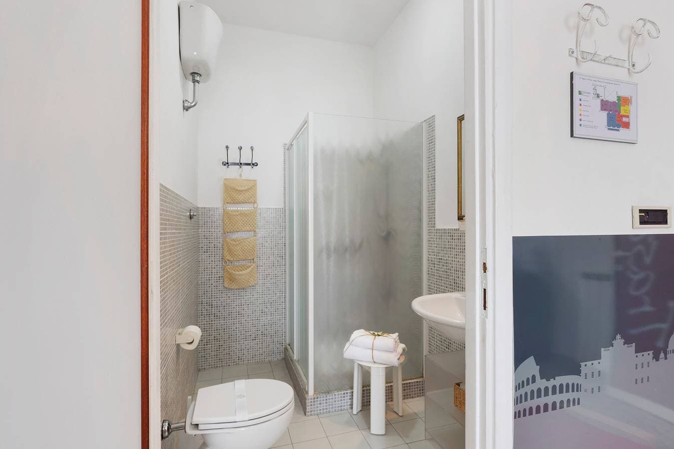 Foto 12 von 14: Zimmer 'Camera Tripla - Trastevere' mit WLAN und Klimaanlage
