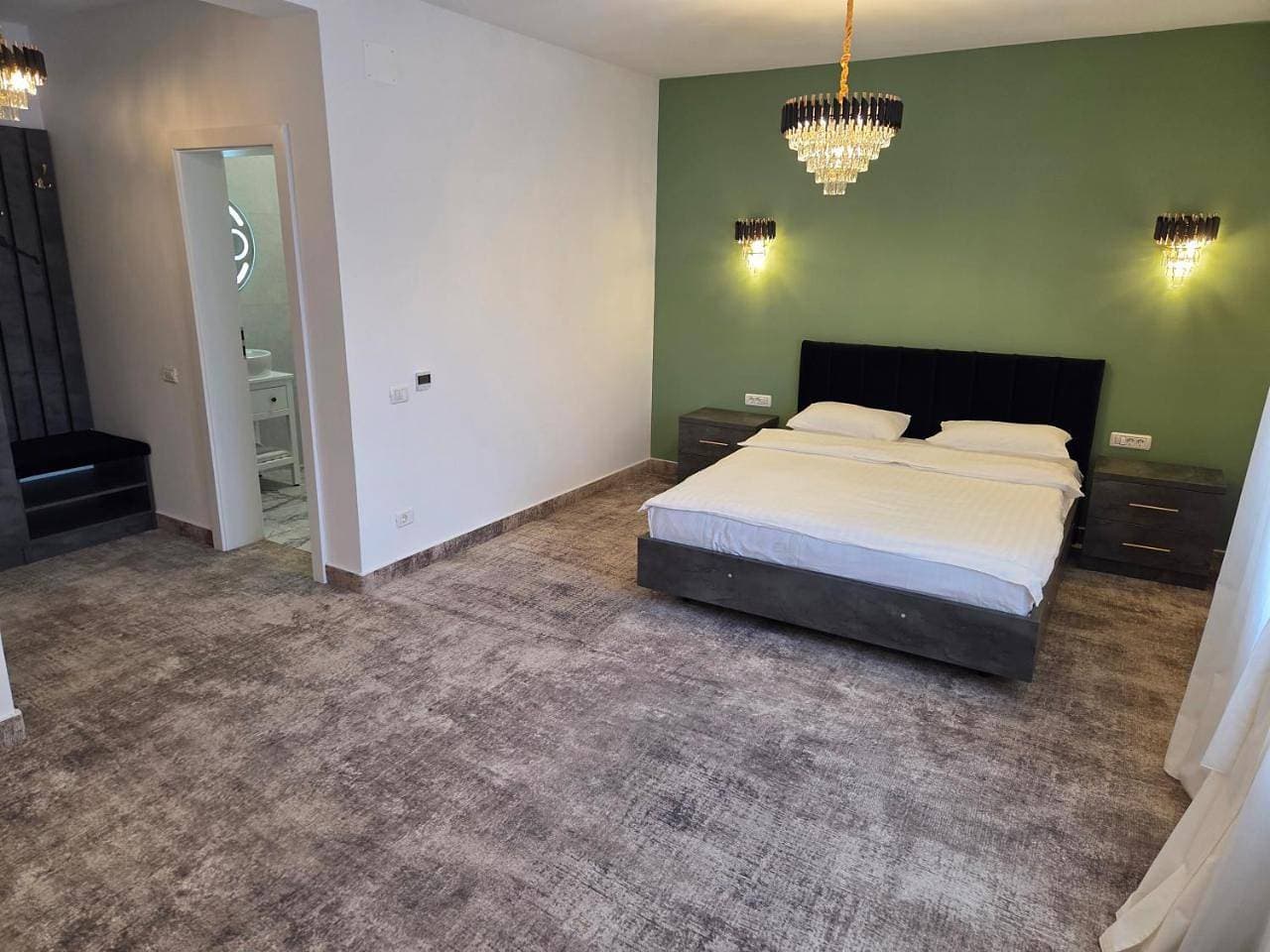 Foto 7 von 17: Double Room with Private Bathroom