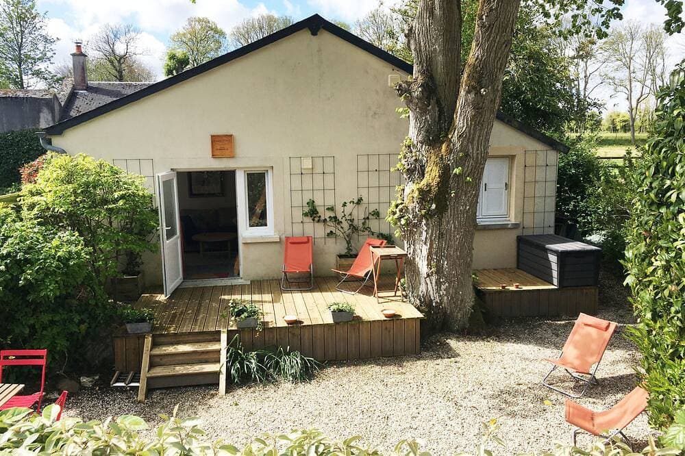 Circuit landing Chasse Spleen, house 4 pers + garden at the bottom of the property 1