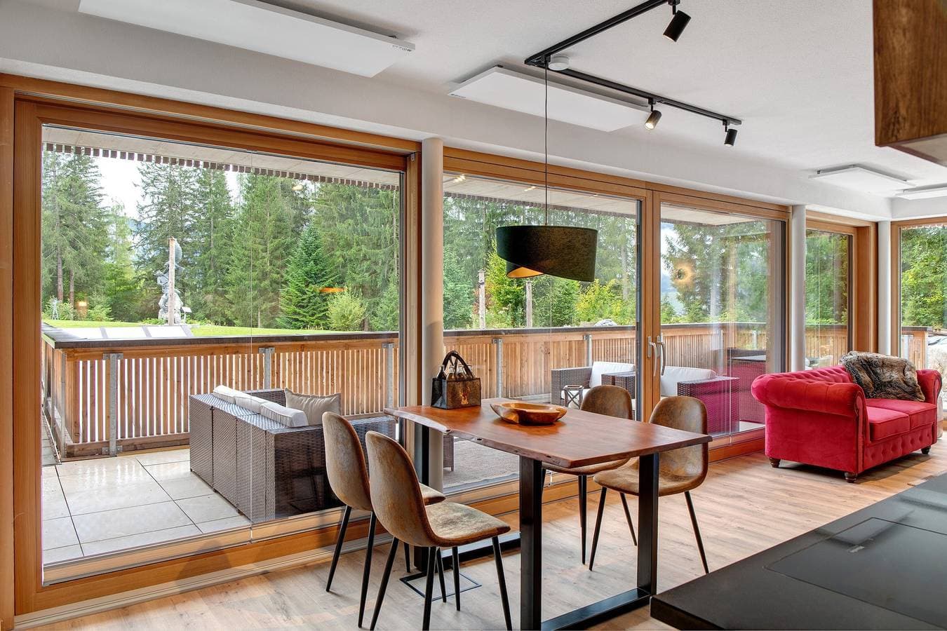 Foto 5 von 28: Apartment 'Zugspitzstudio' mit Bergblick, privater Terrasse und WLAN