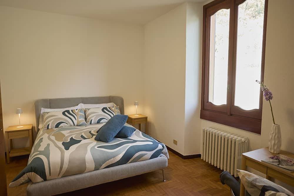 Foto 4 von 24: Comfortable lakefront family apartment