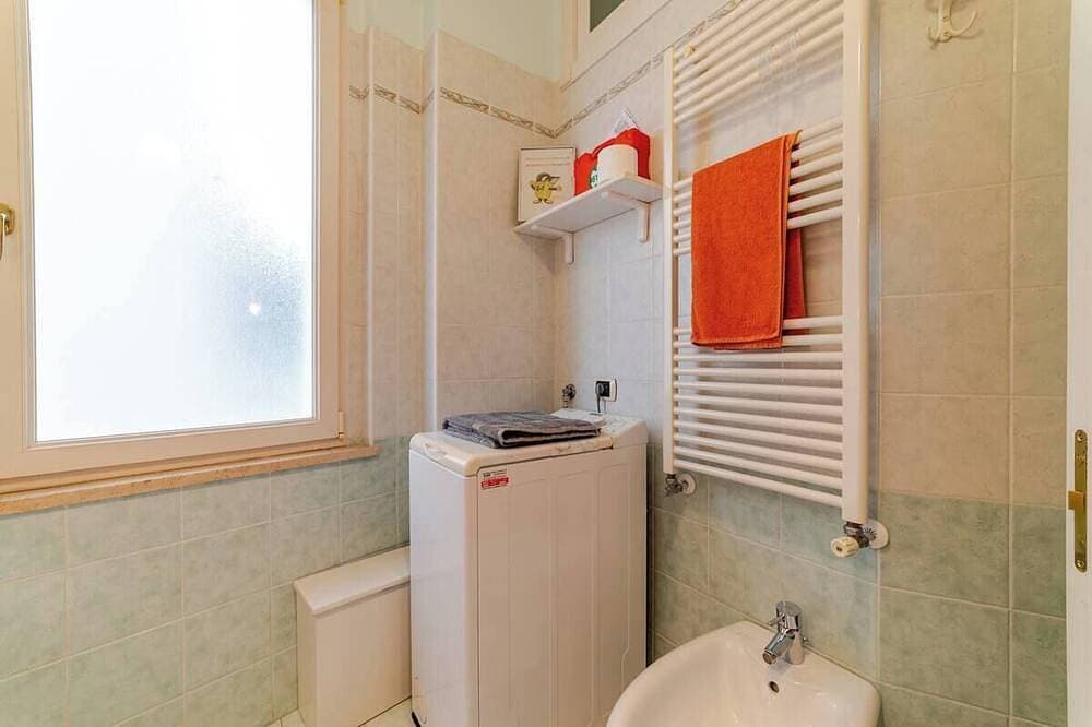 Foto 8 von 17: \"Casa Mia Vacanze Napoli\" Komfortable Wohnung nahe Innenstadt und Metro1!