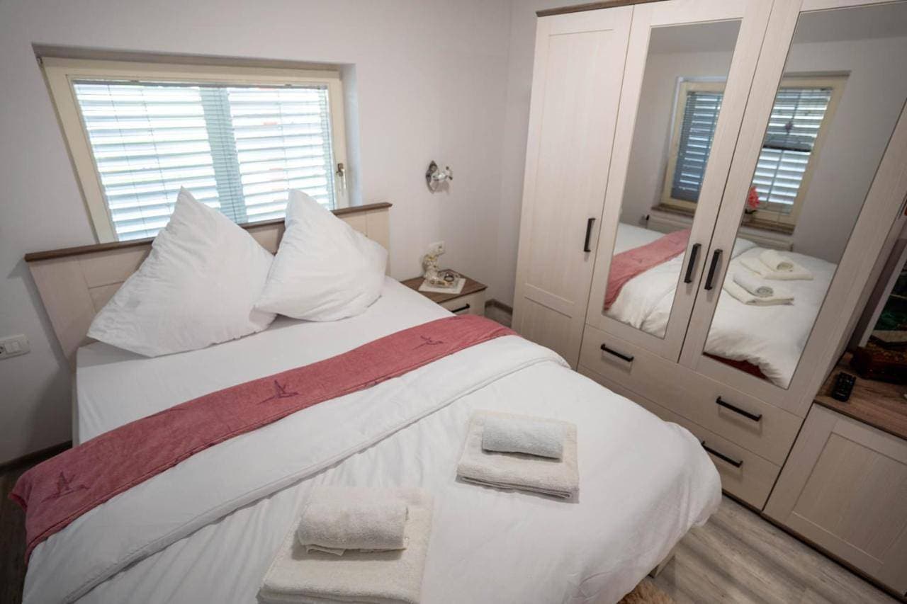 OPG Lukaček - Rooms & Apartment 1