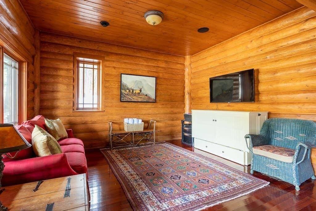 Foto 4 von 50: Exclusive very private cabin on the golf course!