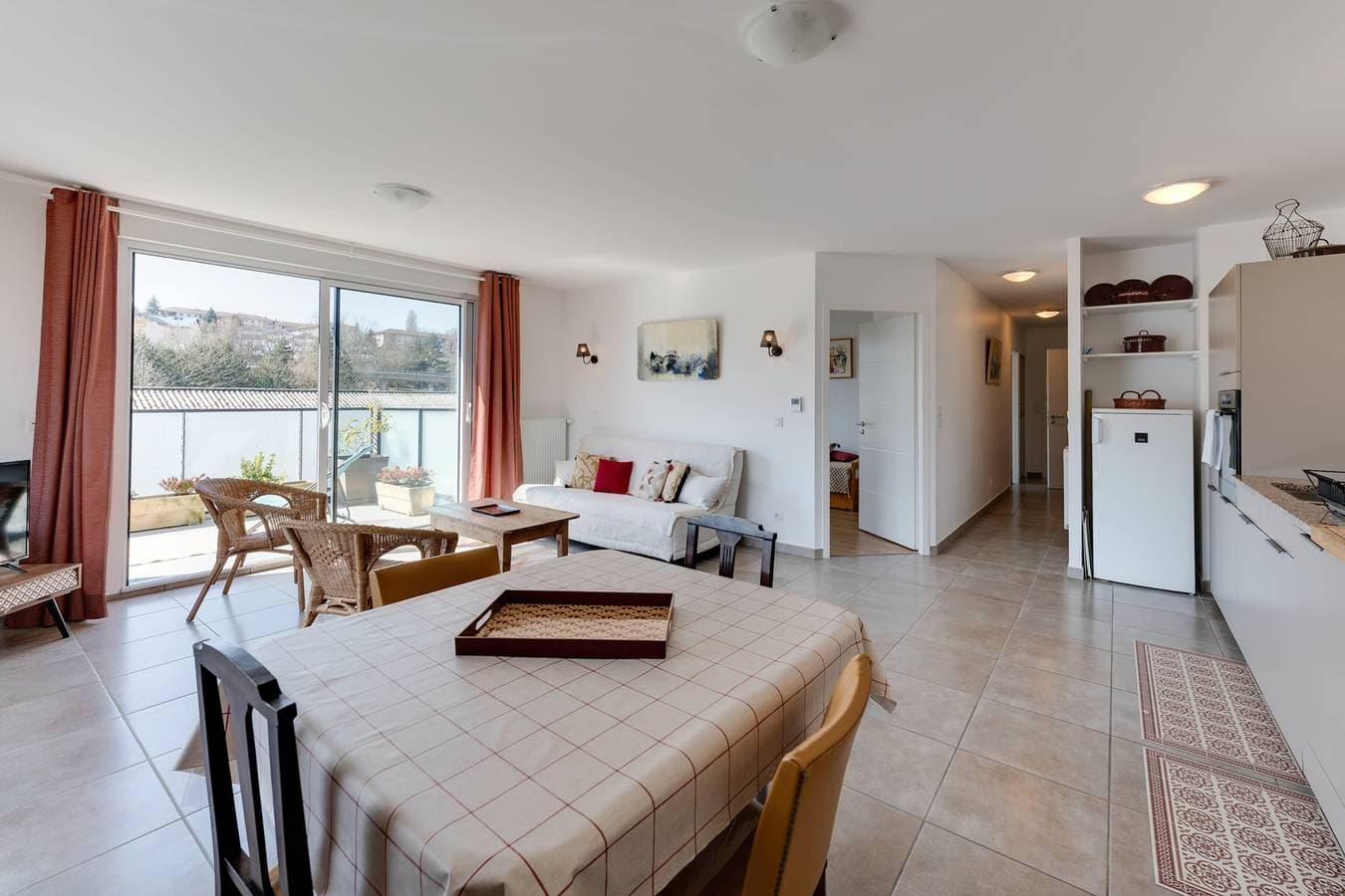 Foto 6 von 20: Ferienwohnung für 5 Personen mit Terrasse