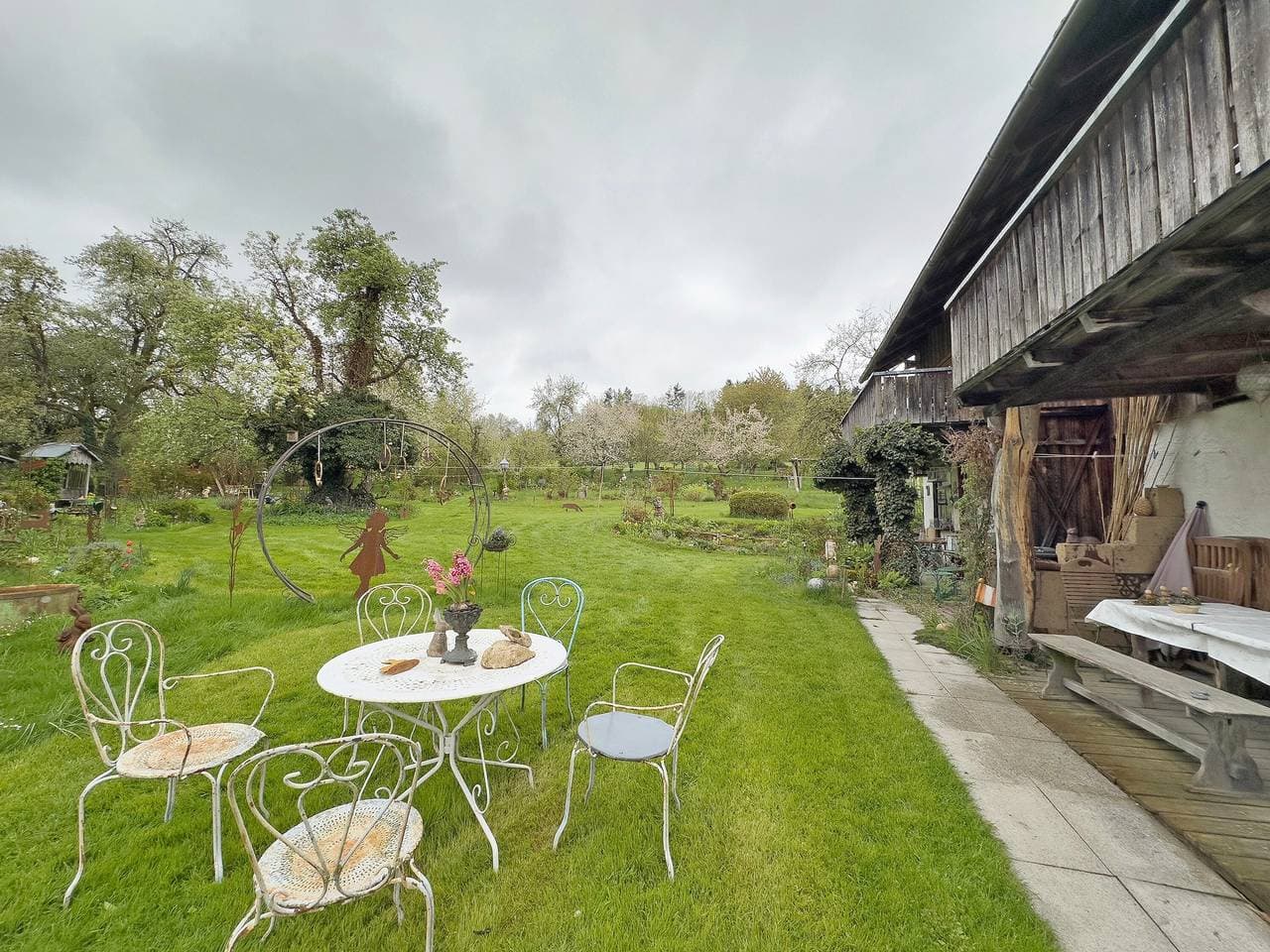 Foto 8 von 39: Ferienwohnung 'Schneckenhaus' mit Gemeinschaftsgarten, Balkon und WLAN