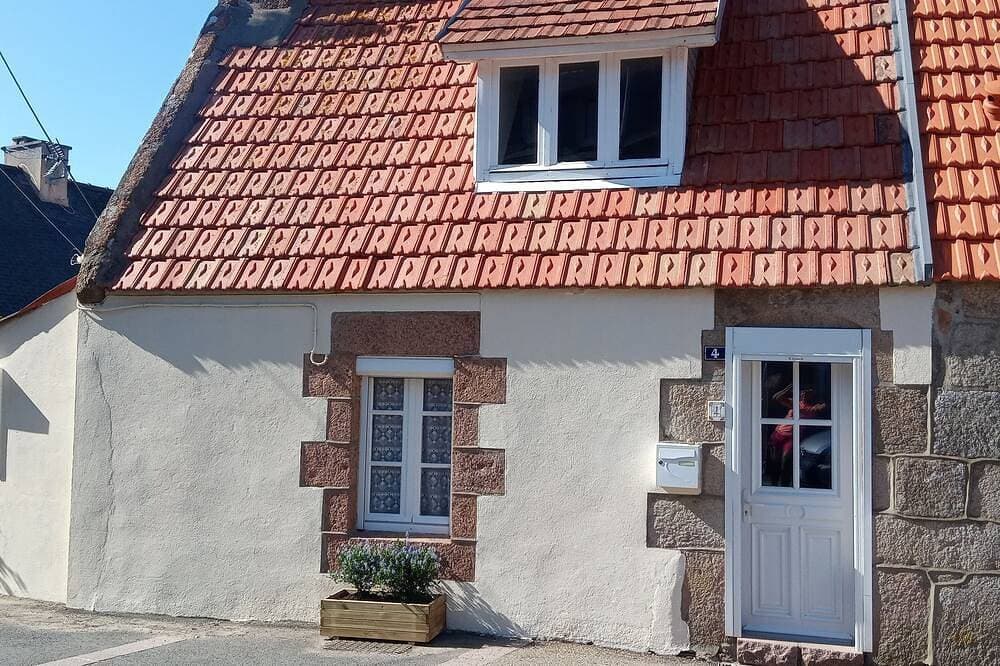 Fisherman's cottage in the heart of Ploumanac'h 1