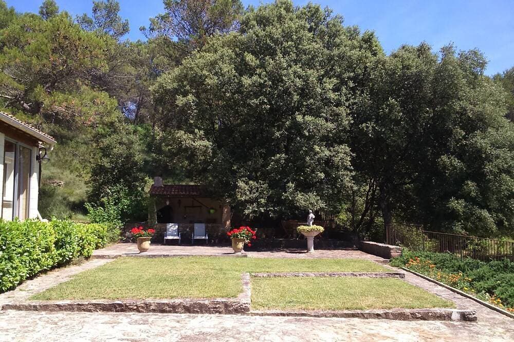 Foto 9 von 21: Villa  Privat eingezäunten Pool,  Natur, Provence Avignon Uzès 30 min