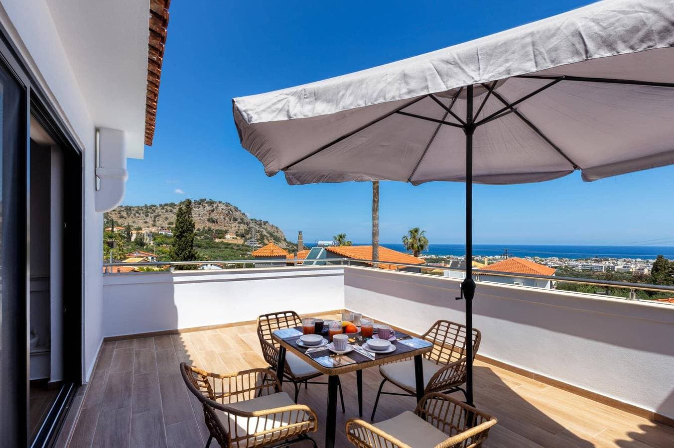 Foto 3 von 28: Villa für 8 Personen mit Garten