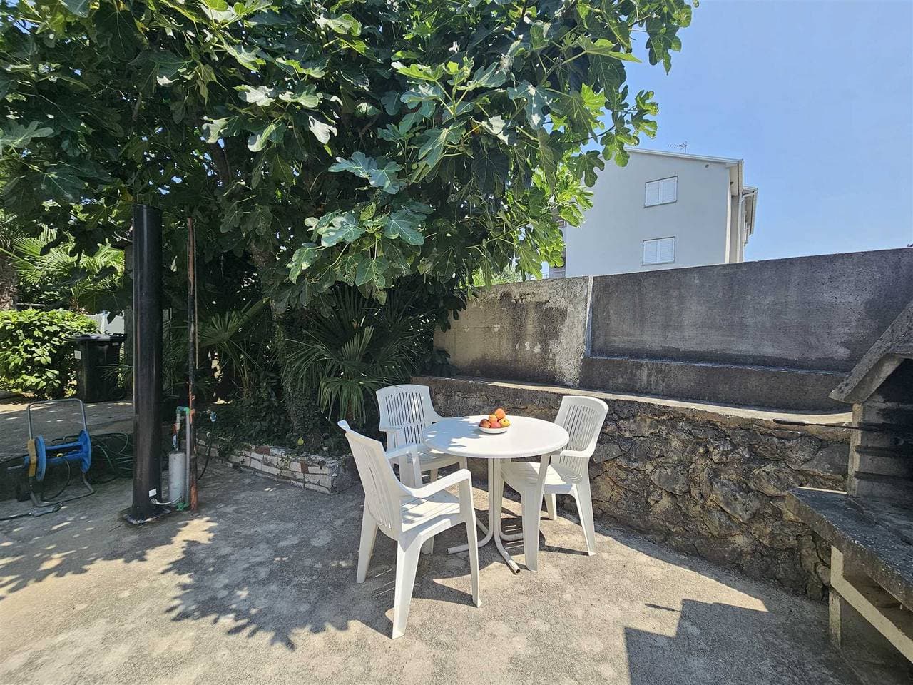 Foto 10 von 12: Ferienwohnung Buza mit Balkon