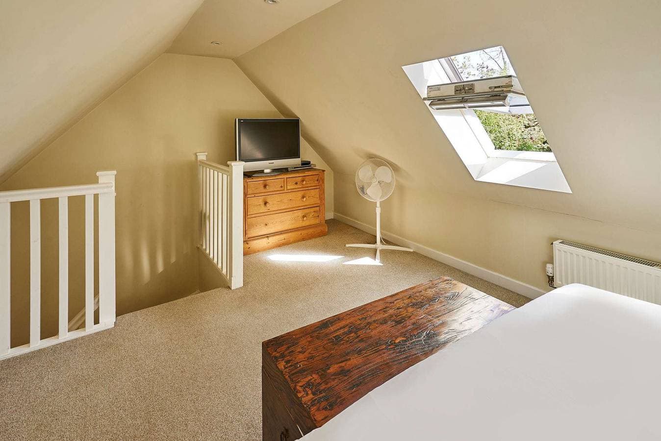 Foto 2 von 24: Host & Stay | The Tiled Cottage
