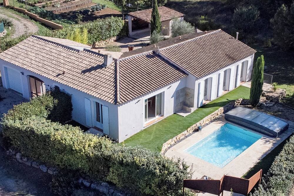 Foto 10 von 30: Ferienhaus mit Klima, Schwimmbad und Dorfnähe
